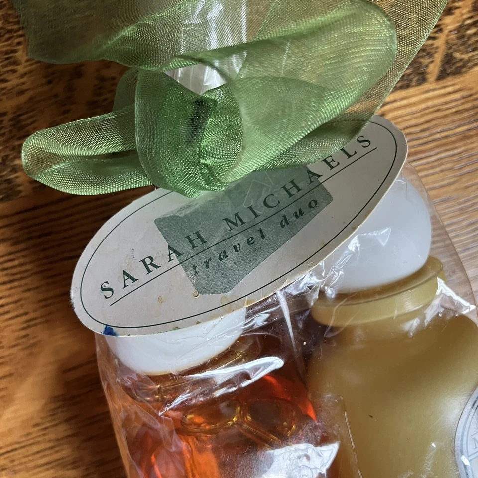 Винтажный гель для душа Sarah Michaels + лосьон для тела GARDENIA 2,2 унции дорожный двойной набор - Изображение 4 из 4