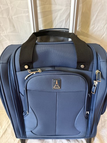 New TRAVELPRO WalkAbout 6 Rolling Under Seat Carry-On Blue Luggage - Picture 6 of 17