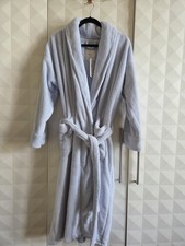 M&S WOMENS LONG COTTON TOWELLING  DRESSING GOWN. SIZE M. NWT