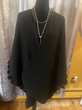 Black Womens Lambswool Cape With Faux Fur Trimming