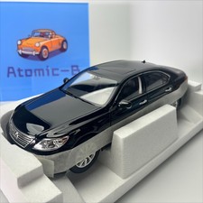 Original 1:18 Lexus LS460 simulation alloy car model limited collectible 