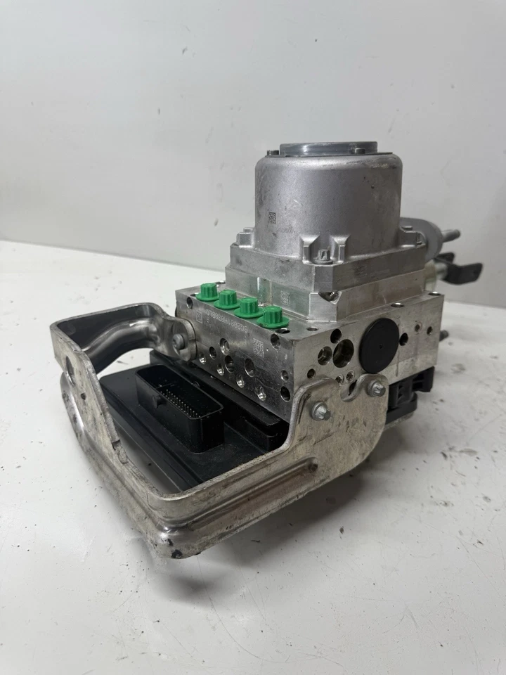 2021 2022 Cadillac Escalade ESV ABS Brake Booster Module 85543269 OEM 3193 - Image 3 of 4