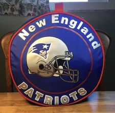 New England Patriots Tailgaters Dinnerware Set ~Portable 12 Pc Picnic Set