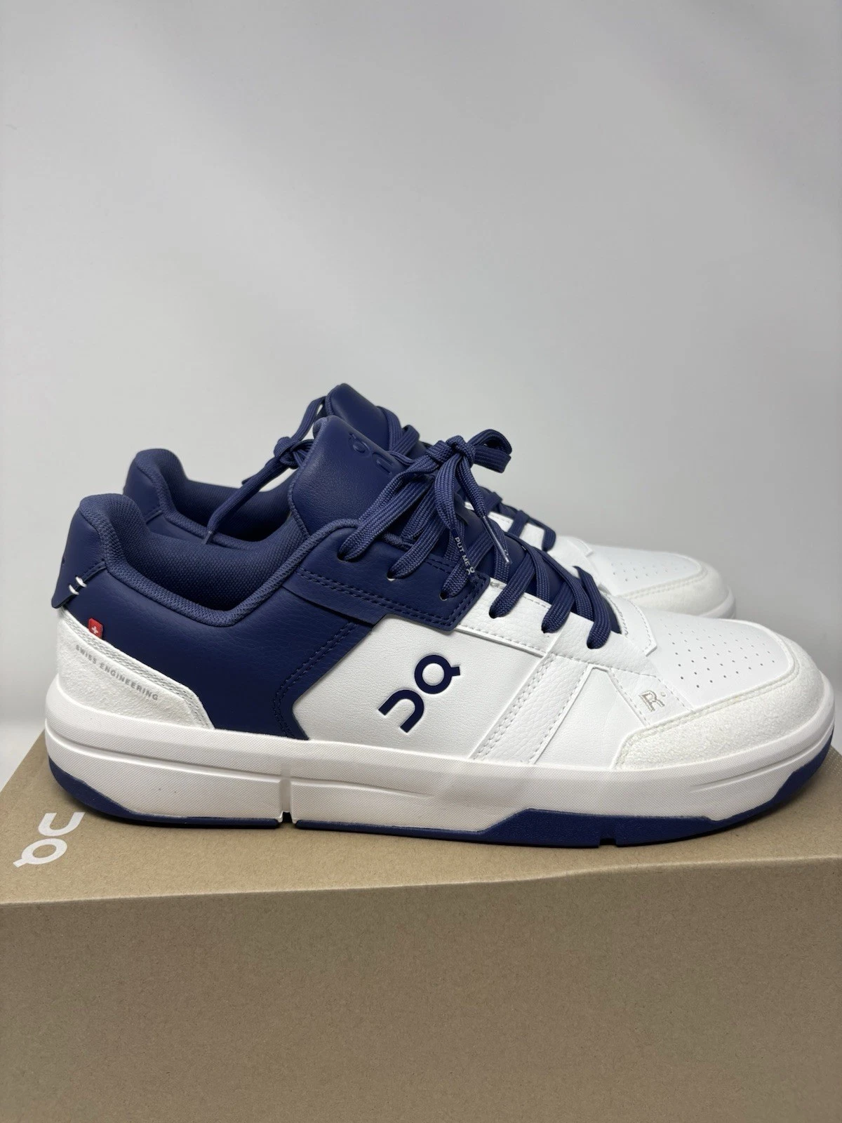On The Roger Clubhouse White Acai Blue Sneaker 3MF10541534 Men's Size