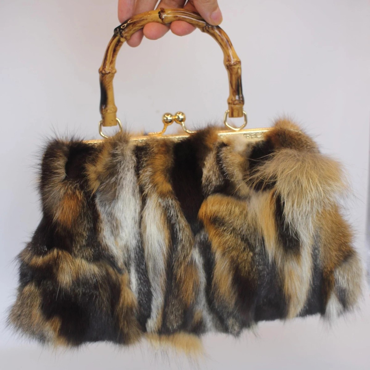 Real Fox Fur Handbag – Vintage Kisslock Purse with Handle Real Fox Fur Handbag – Vintage Kisslock Purse with Handle