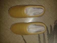 My Pillow Women's MySlippers All Season Slip-On Slippers LV5 Tan Size US:5