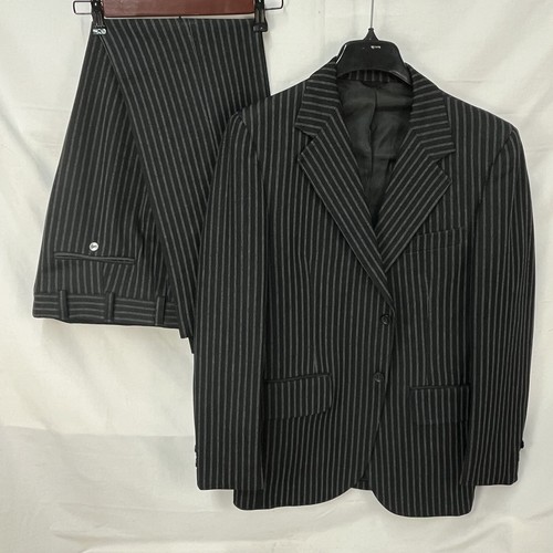 VINTAGE 60S PENNEYS TOWNCRAFT PLUS BLACK PINSTRIPE 2 PC SUIT 42" CHEST 30X30 - 第 1/9 張圖片