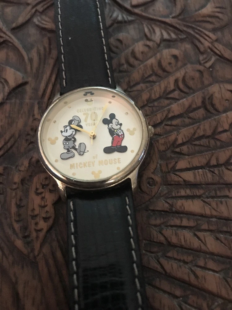 DISNEY MICKEY MOUSE CELEBRATING 70 YEARS LIMITED EDITION WATCH USED WORKS