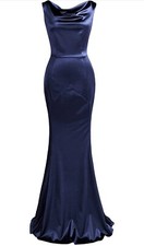 Sultry Navy Blue Muxxn Fitted Gown