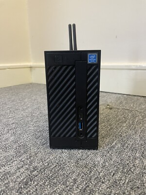 ASRock DeskMini 110 Ultra SFF Box PC Pentium G4560, 8gb