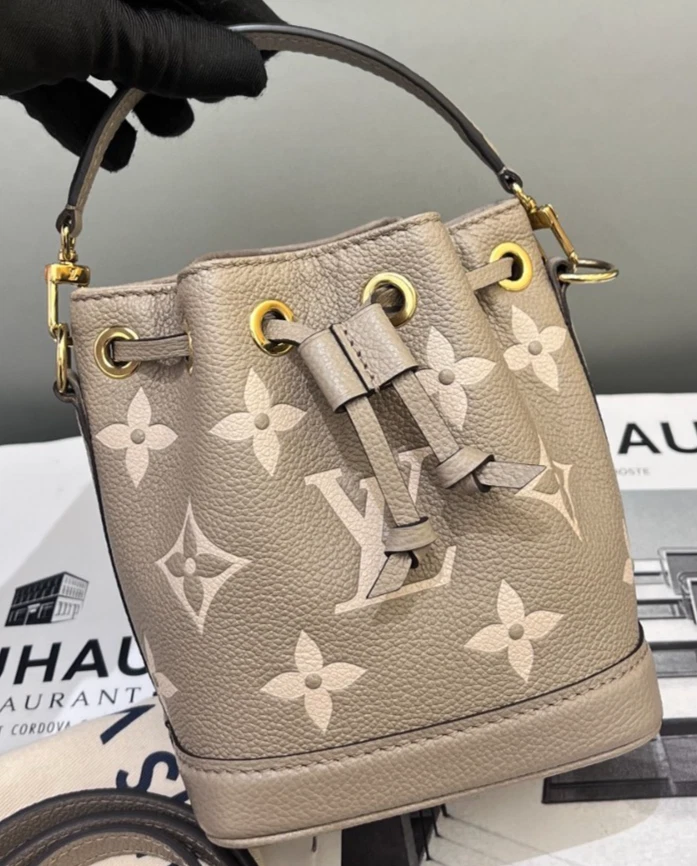 バッグ Louis Vuitton Monogram Bucket Bag Louis Vuitton PVC Bucket & Drawstring Bags for Women for sale | eBay
