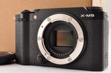 FUJIFILM X-M5 Mirrorless Camera (Body, Silver) - CUSTOMER RETURNS
