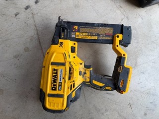 DEWALT DCN680BR 20 V Max Li ion 18 Gauge Brad Nailer