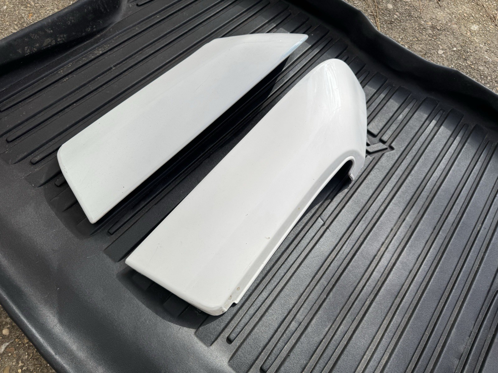 1991 91 ACURA NSX REAR BUMPER LOWER SKIRT VALENCE / Partial Cut / Modified