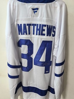 auston matthews signed sign autograph autographed jersey with coa