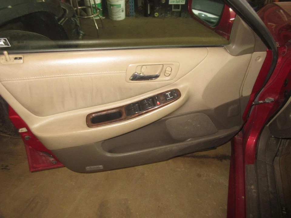 Used Deck Lid fits: 2002 Honda Accord Sdn w/o spoiler Grade A Foto 2 de 4