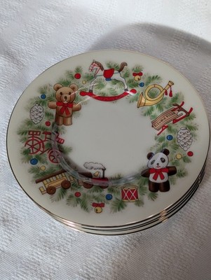 David Shibata Toy Shop Christmas Plates Set of 4 Japan Porcelain Bread Butter