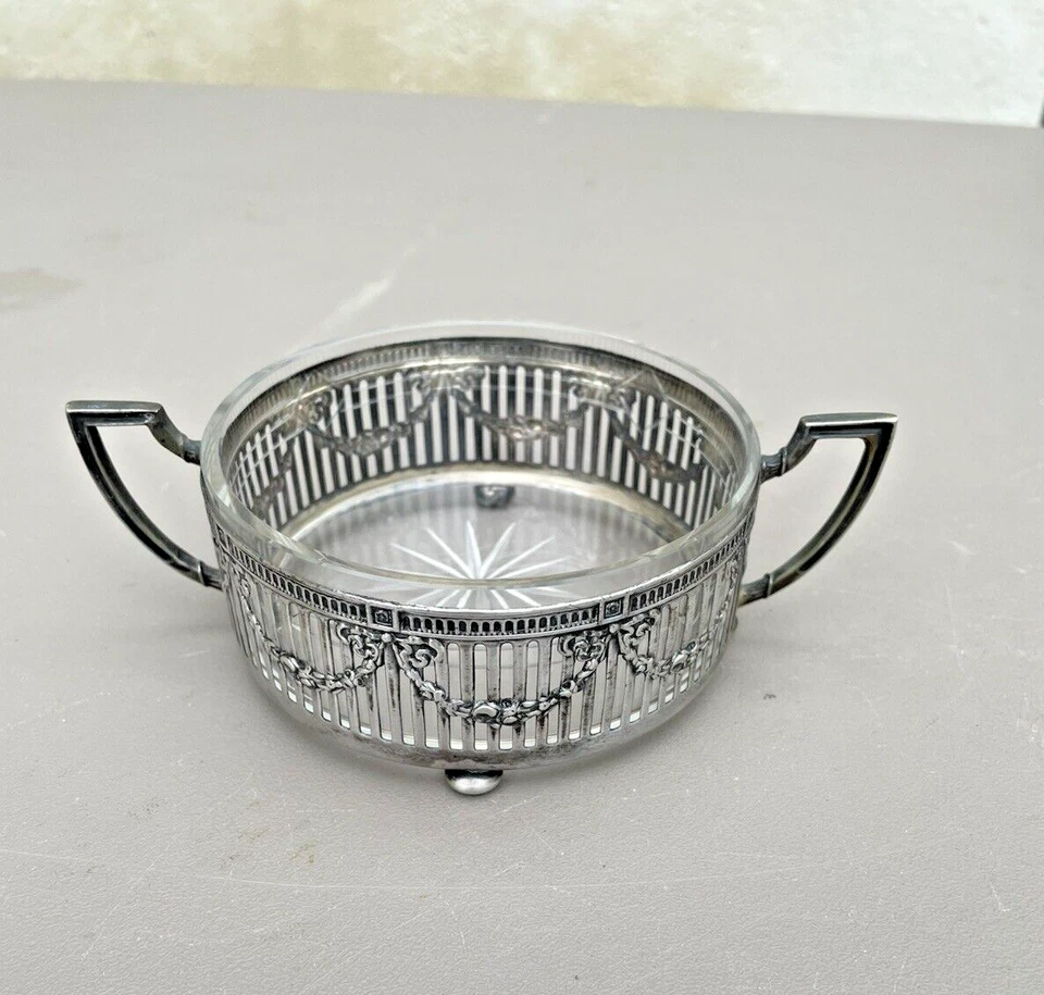 Petit centre de table cristal taillé et monture en argent 800. - Photo 3/4