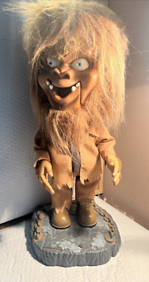 Gemmy Halloween Werewolf Dancing Animated Singing Wolfman L1026 see video