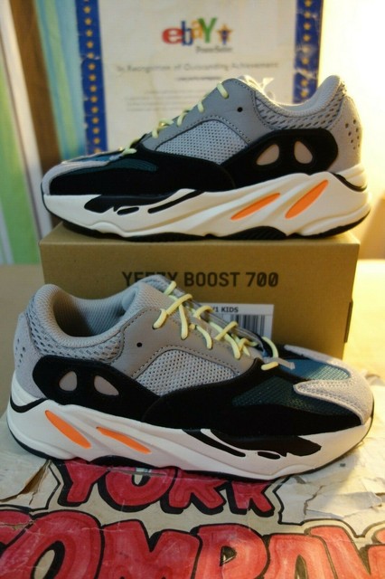 yeezy wave runner youth