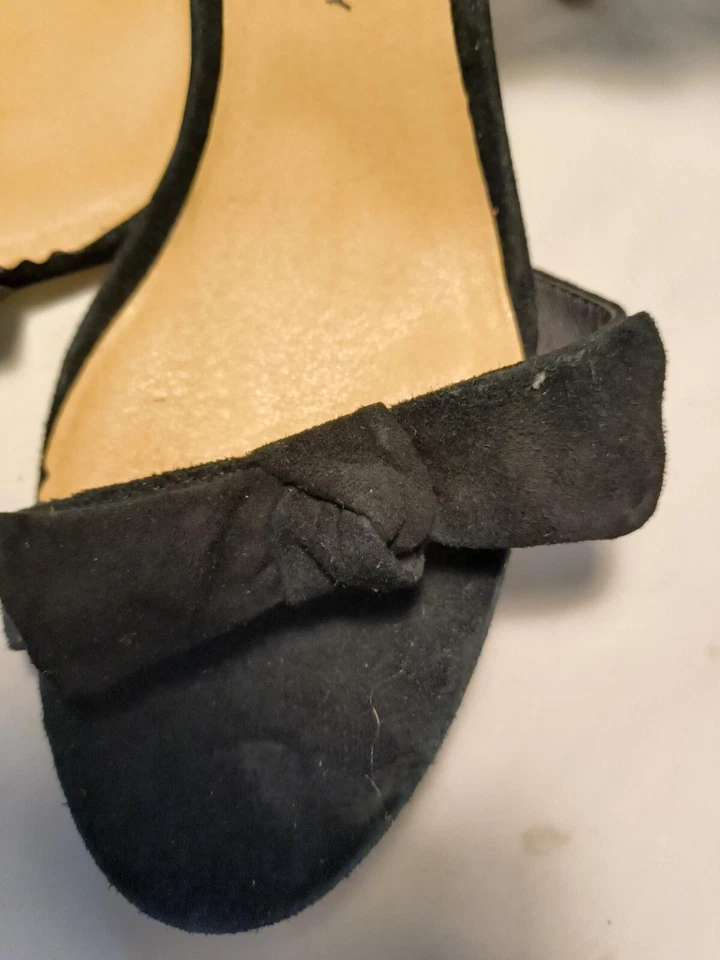 Sandalia china de lavandería de tela negra con puntera abierta talla 9,5 lazo US/40,5 Foto 2 de 4