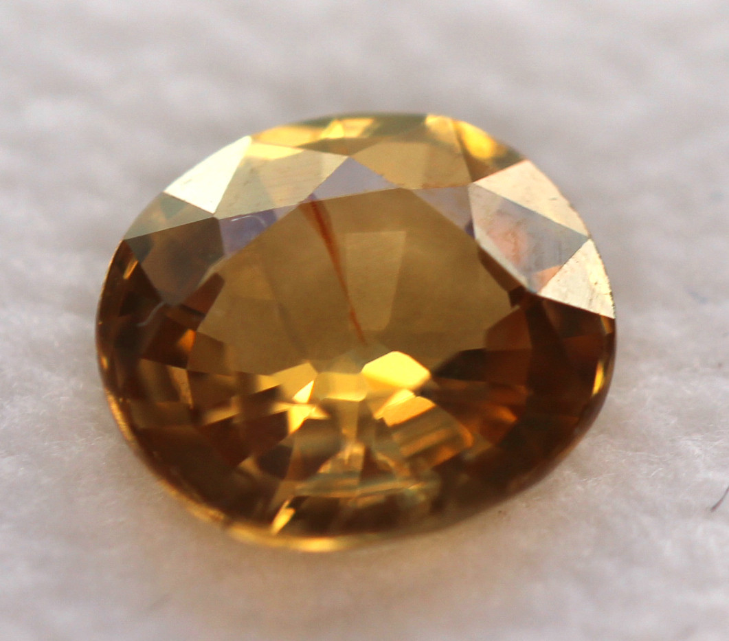 Zircon Jaune de Tanzanie 4,16 ct à monter en bague élégante pour illuminer vos soirées de gala