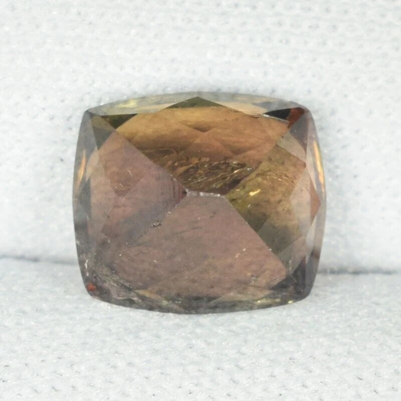 3.55 ct UNHEATED MULTI COLOR NATURAL AXINITE COLLECTOR' GEM See Vdo SKY - Image 2 of 2