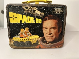 Vintage 1975 SPACE: 1999 metal Lunch box with Thermos Aliens