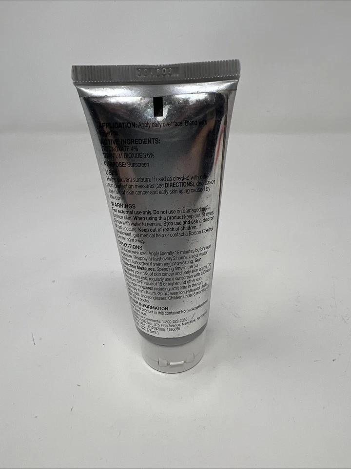 L'Oreal Paris Youth Code BB Cream Illuminator SPF15 in Medium 2.5 fl oz Rare 90% - Image 2 of 4