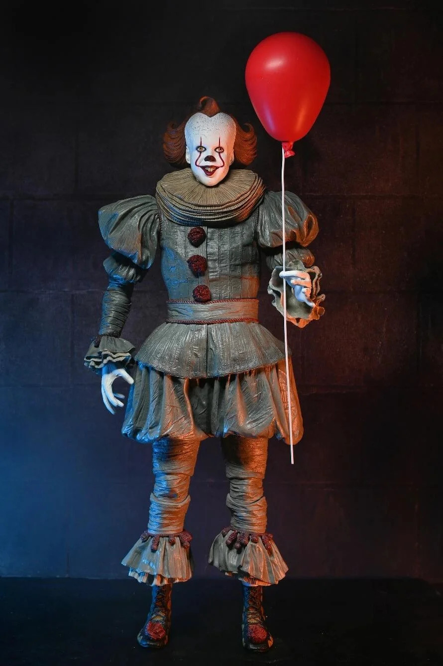 NECA IT: Welcome To Derry Pennywise 1/4 Scale Action Figure