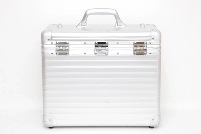RIMOWA Topas Pilot Case Silver Aluminum Suitcase Trolley 950.44.19 Carry-On