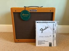 Fender Blues Junior Lacquered Tweed 15-Watt 1x12" Combo Guitar Amplifier (MINT)