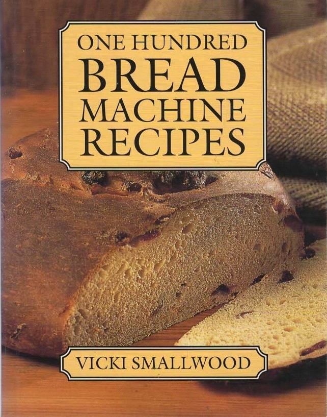 One Hundred Bread Machine Recipes - Vicki Smallwood - Good - Paperback