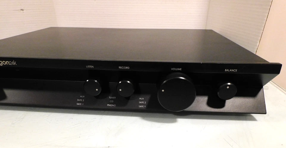 Aragon 24K Stereo Preamplifier with Aragon IPS Power Supply - Image 4 of 4