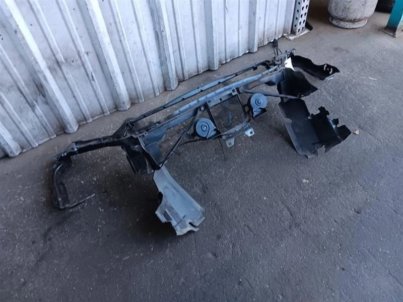 Soporte núcleo radiador mercedes 230 sl500 sl55 2003-2008 Foto 3 de 4