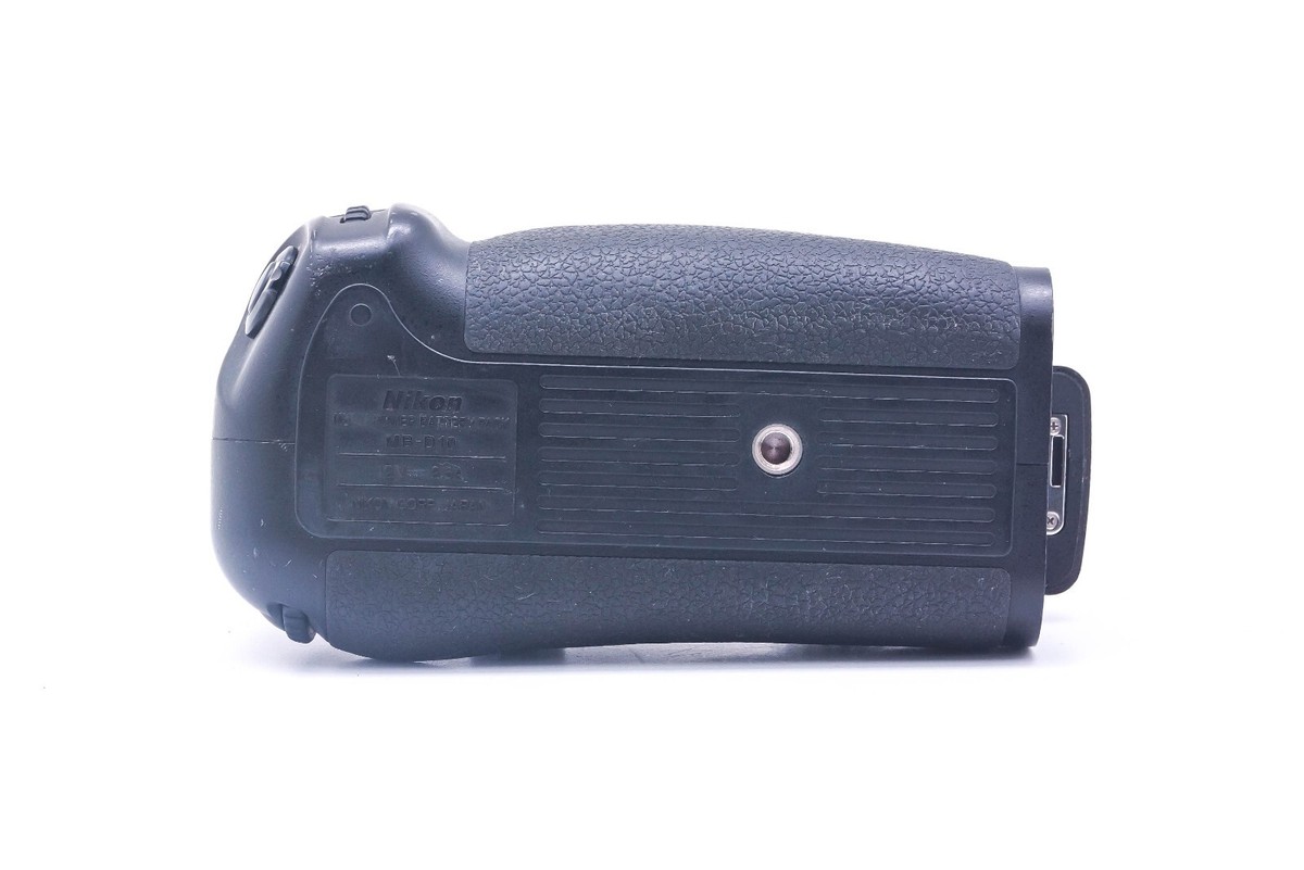 Nikon MB-D10 Battery Grip for Nikon D700 Camera Body | eBay