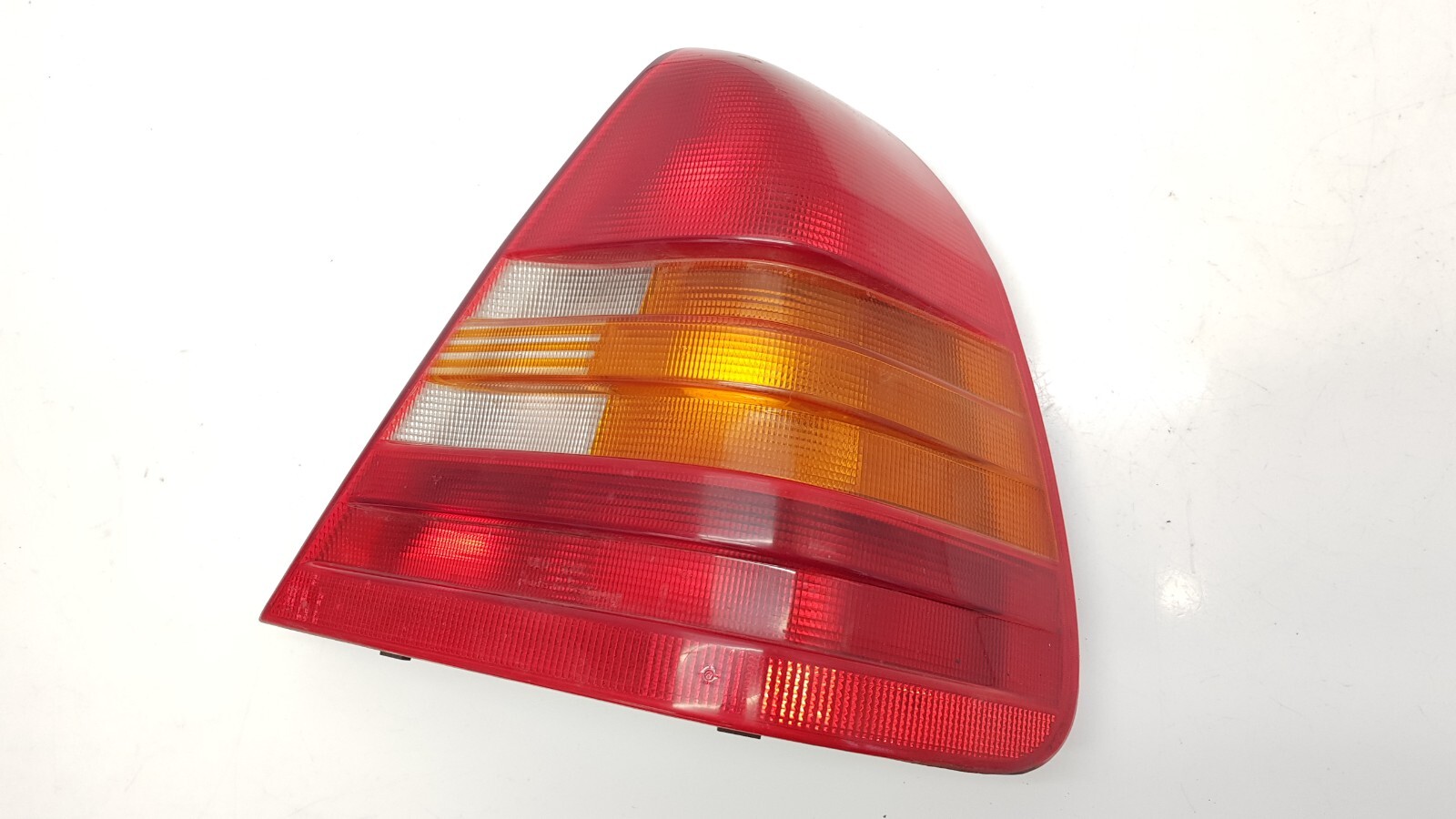 MB MERCEDES BENZ C-CLASS W202 LHD SALOON REAR RIGHT BRAKE LIGHT 