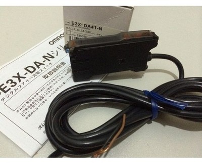 New in box   Photoelectric Switch E3X-DA41-N  #vn