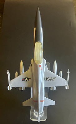 Northrop F-5A Freedom Fighter Factory Desk Model    Good Condition