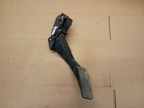 2011 - 2020 GM SILVERADO 1500 GAS PEDAL ACCELERATOR THROTTLE SENSOR OEM 20972082 - Picture 1 of 3