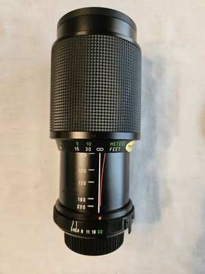 Vivitar Camera Lens 75-205mm Minolta Mount Zoom Macro Focusing 1:3.8 MC