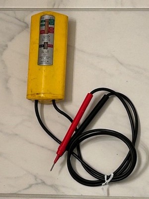 IDEAL INDUSTRIES, INC. VOLTAGE TESTER, PRODUCT NO. 61-005, AC & DC, U.S.A.