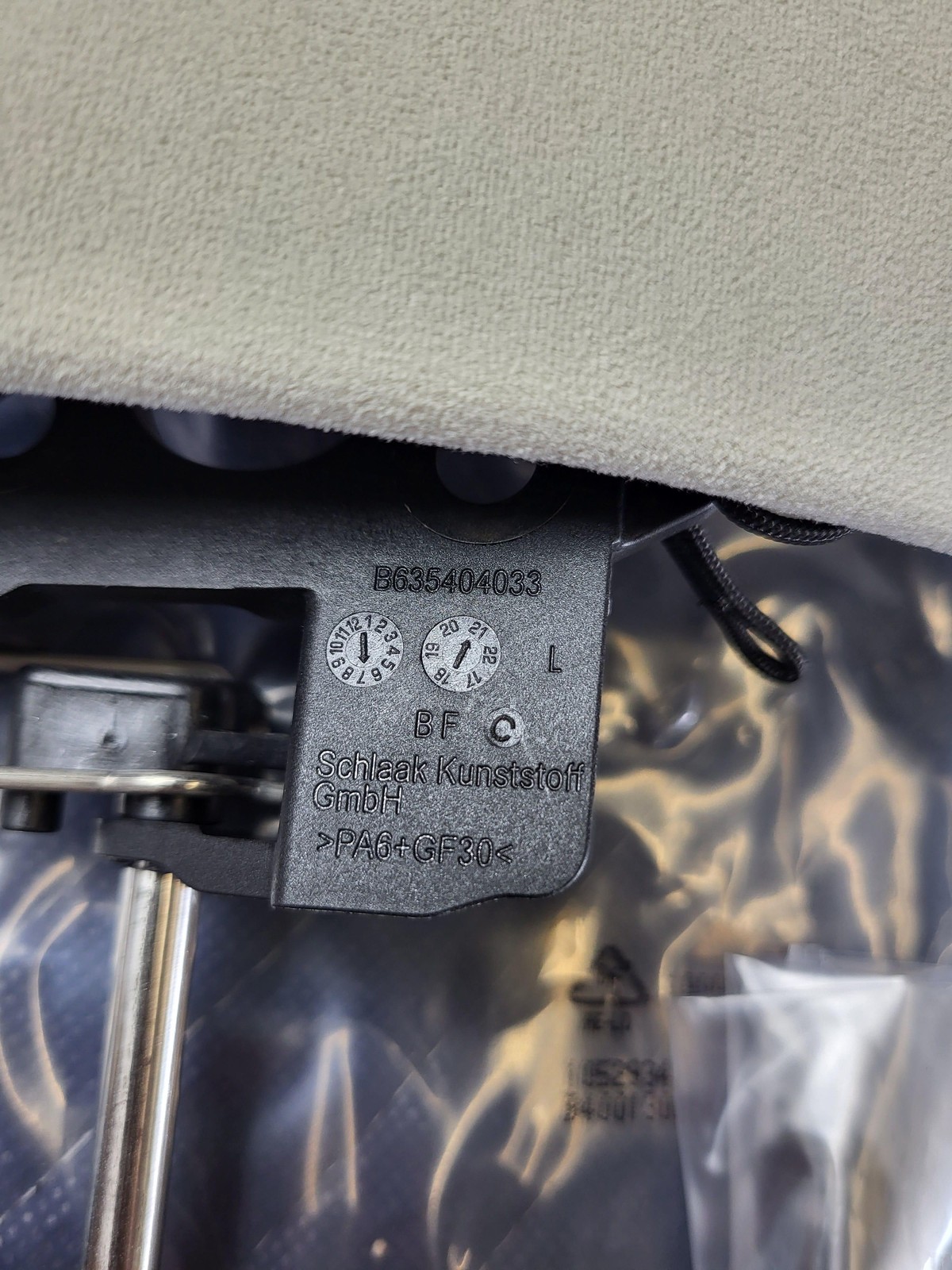 Used Oem Rolls Royce Left Driver Interior Release Handle for Ghost B635404043 21