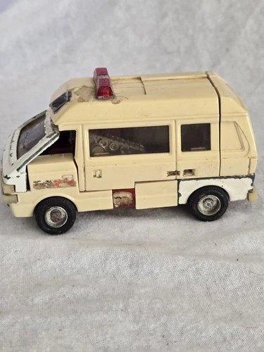 Vintage 1982 Takara Transformers G1 Ratchet Ambulance Van