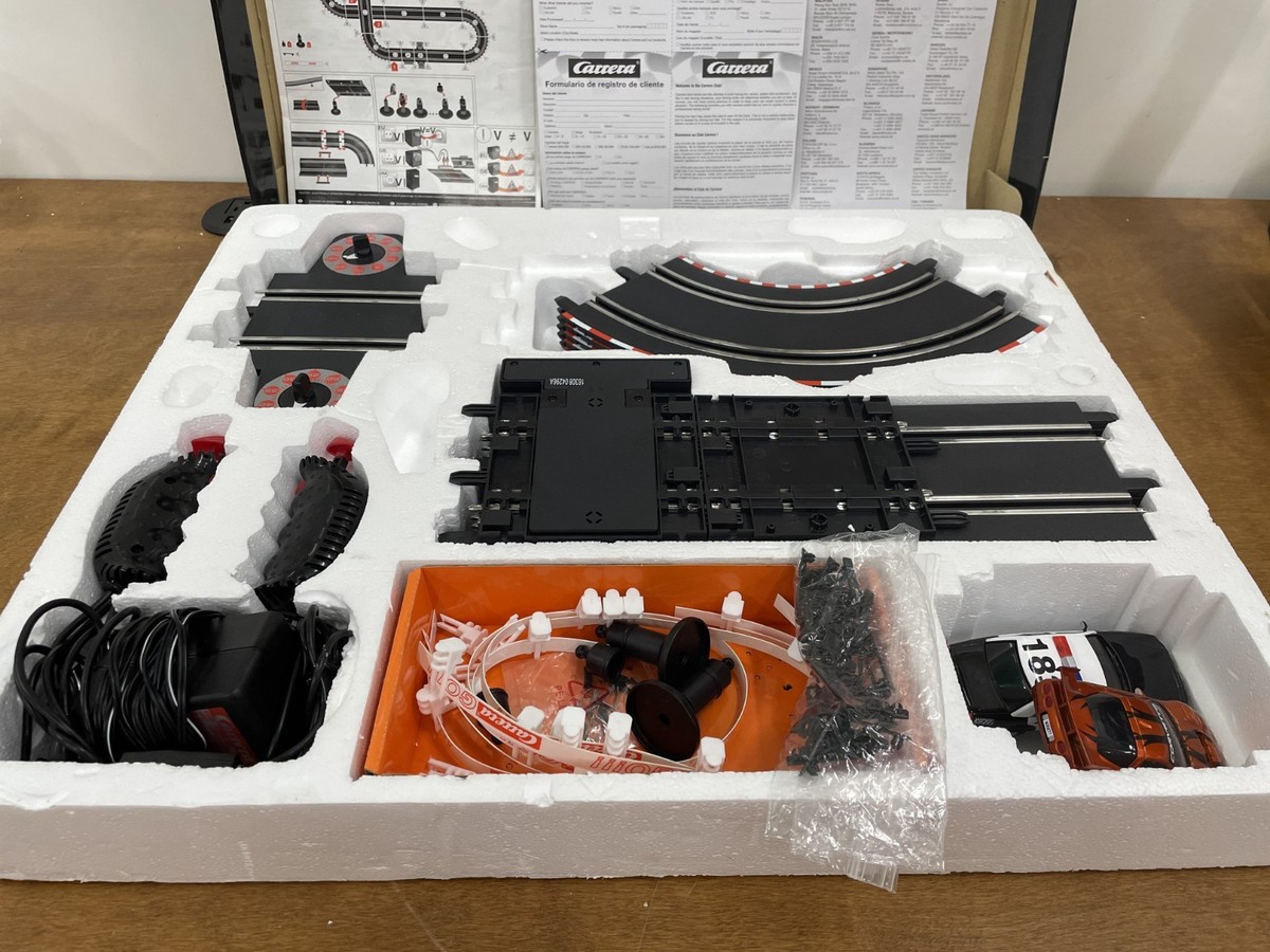 Carrera Go!!! Police Chase 62077 Slot Car Racing Track Set