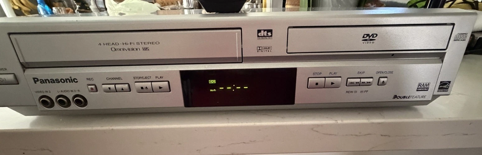 DVD VCR Combo Panasonic PV-D4744S VHS Video Player/Recorder No Remote Tested
