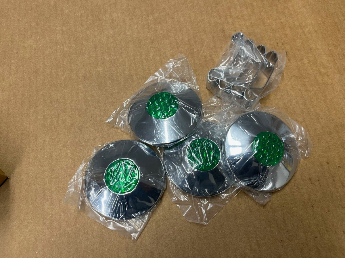 Schwinn Bicycle Set of 4 Green Reflector Chrome Hub Caps Shelby