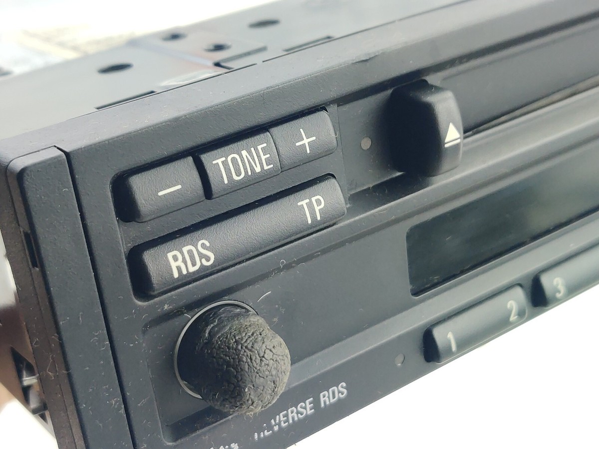 BMW E30 E34 E36 Autoradio Radio BMW Reverse RDS 8375665 ohne CODE  
