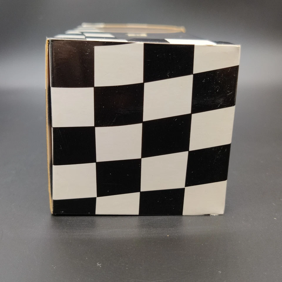 MINICHAMPS PORSCHE 956 L NEWMAN 1ST LE MANS 1984 #7 1:43 IN SCATOLA - Immagine 2 di 4