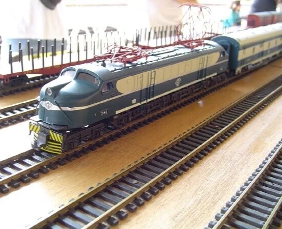 GE Electric Locomotive V8 2-C+C-2 CPEF Paulista HO Frateschi 3050  - Image 2 of 4